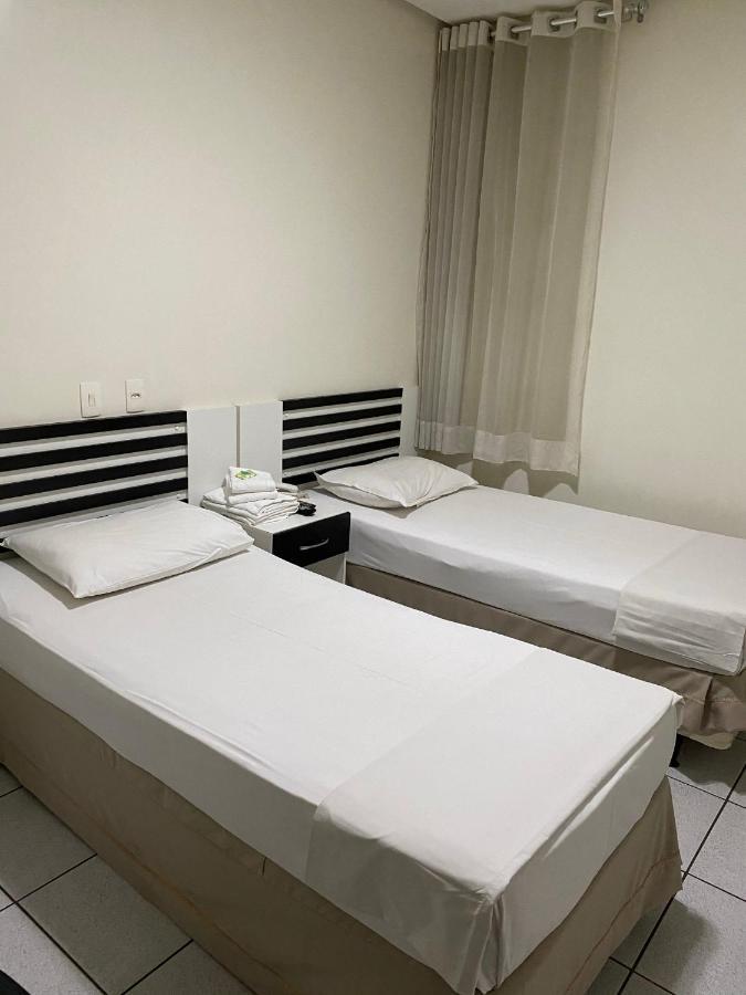Oft Neve'S Hotel Goiânia Exterior foto
